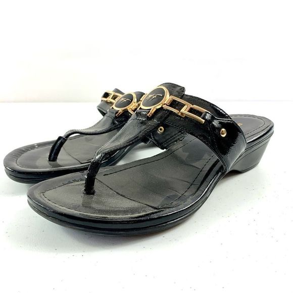 Marc Fisher Women’s Sz 9M Black Thing Heel Metal Detail Sandals - Picture 6 of 10